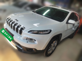 Jeep 自由光 2016款 2.4L 优越版