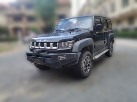 北京BJ40 2017款 40L 2.3T 自动四驱环塔冠军版