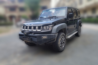 北京BJ40 2017款 40L 2.3T 自动四驱环塔冠军版