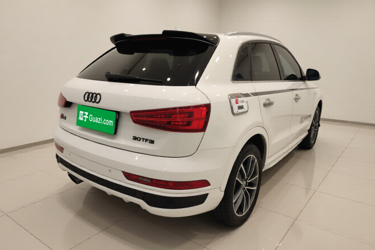 奥迪Q3 2018款 30 TFSI 时尚型典藏版车身外观7