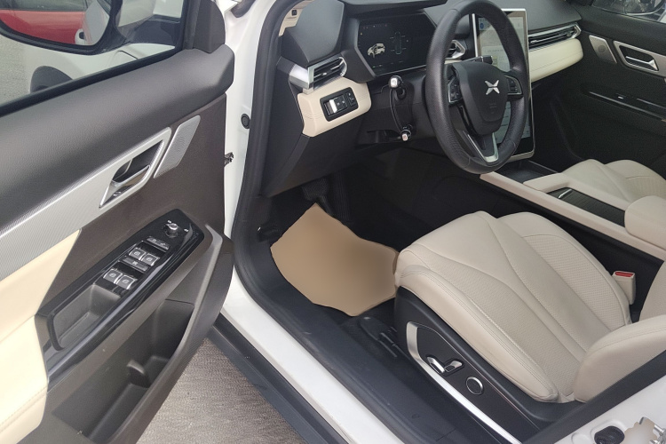 小鹏G3 2019款 智享版中控内饰20