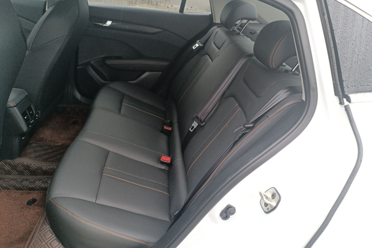 东风风神 奕炫 2025款 1.5L 自动豪华型中控内饰21