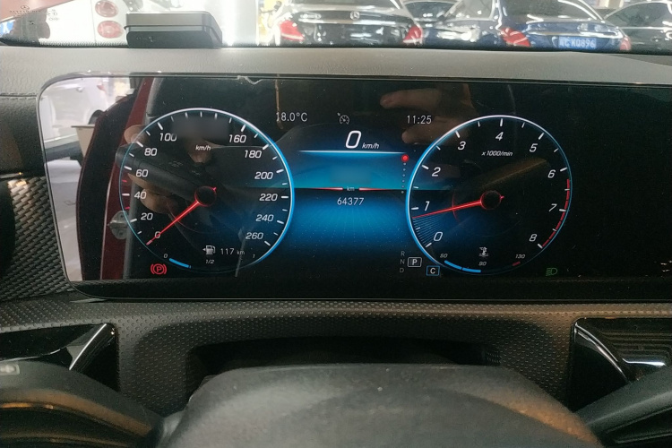 奔驰A级 2020款 改款二 A 180 L 运动轿车局部细节14