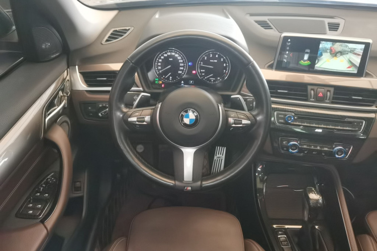 宝马X1 2018款 xDrive20Li 尊享型局部细节13