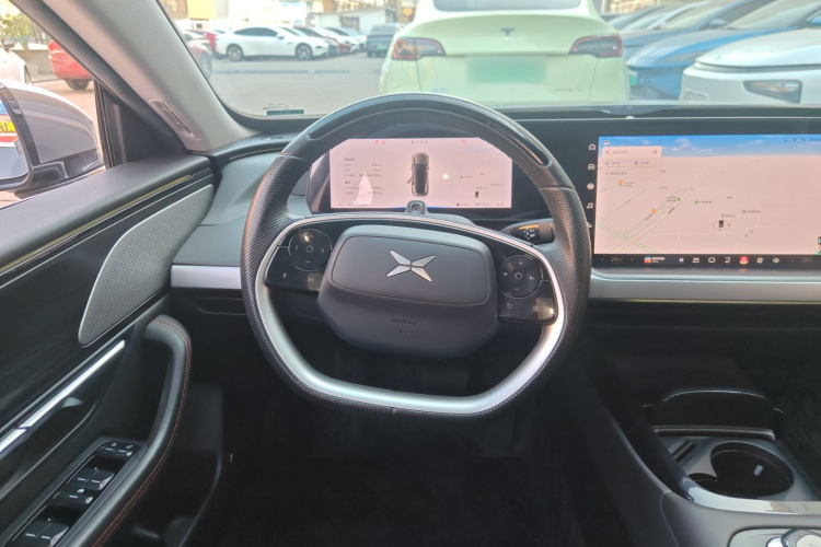 小鹏P7 2022款 480N+局部细节13