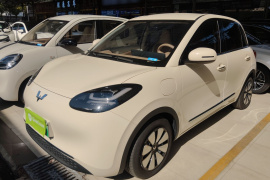 五菱汽车 五菱缤果 2025款 333km 灵犀互联款