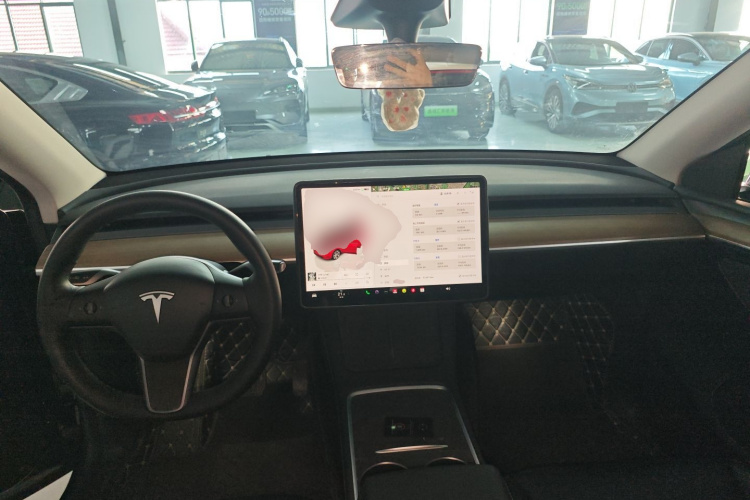 特斯拉 Model Y 2022款 后轮驱动版中控内饰12