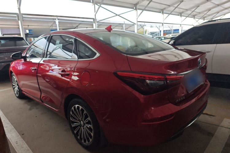 长安 逸动 2018款 高能版 1.6L GDI 自动争锋型 国V车身外观6003