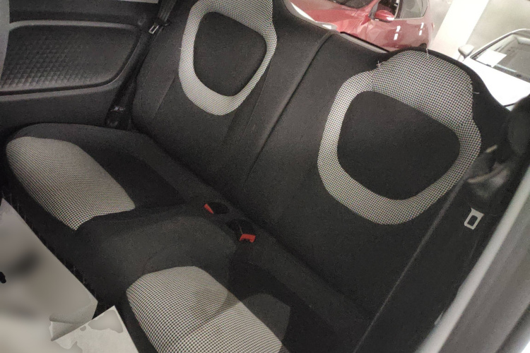 五菱汽车 宏光MINIEV 2024款 第三代 170km中控内饰21