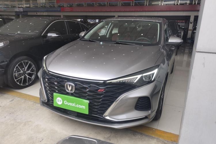 长安 逸动 2021款 PLUS 蓝鲸NE 1.4T GDI DCT尊贵型车身外观1