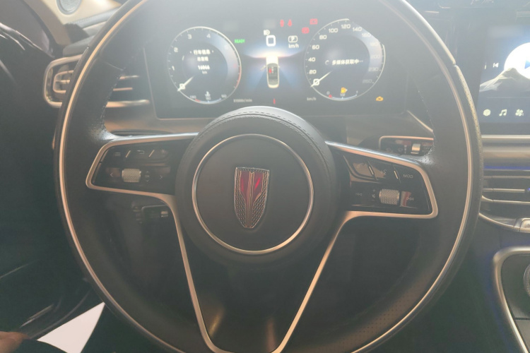 红旗H9 2023款 2.0T 智联旗享版中控内饰13