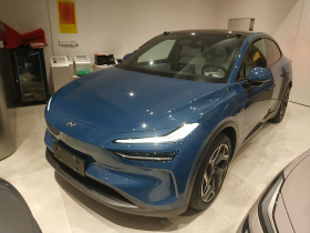 乐道L60 2024款 60kWh 后驱版