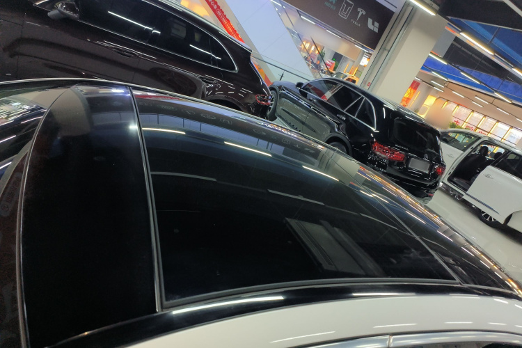 奔驰C级 2018款 C 200 L 运动版 成就特别版局部细节57