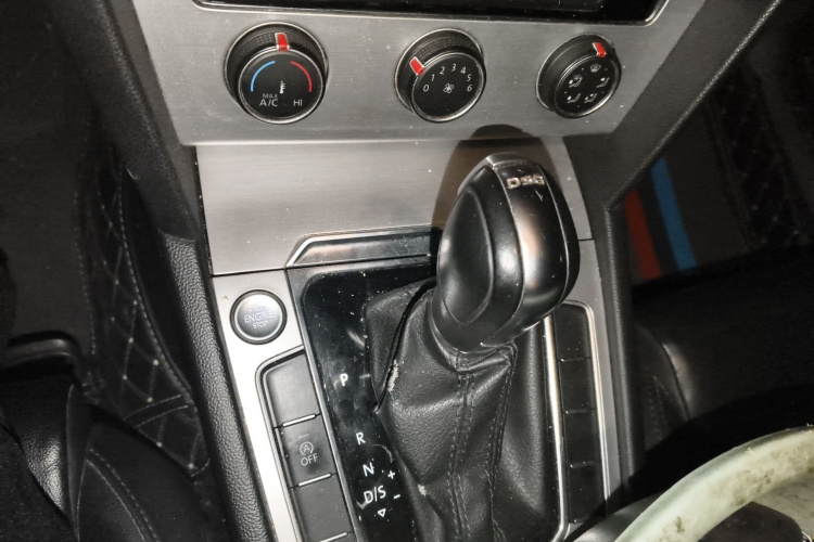 大众 迈腾 2019款 280TSI DSG 舒适型 国VI局部细节18