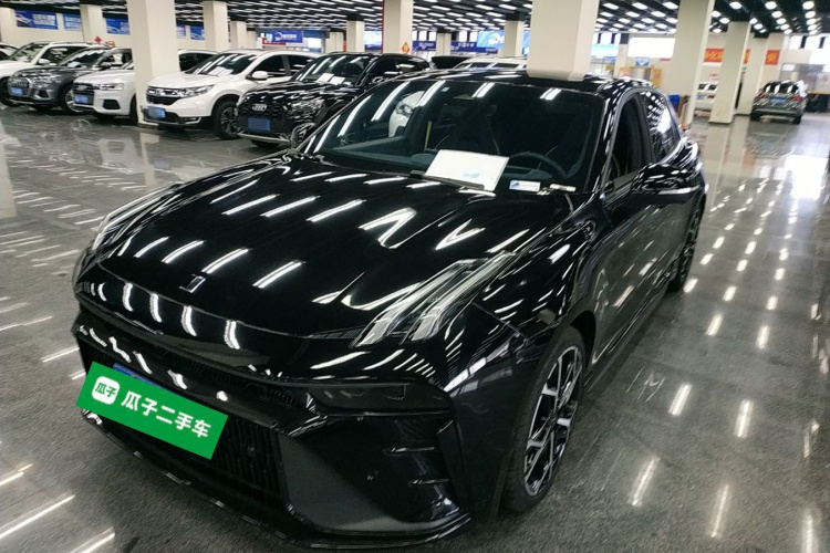 领克03 2023款 03+ 2.0TD 自动驭风版车身外观1