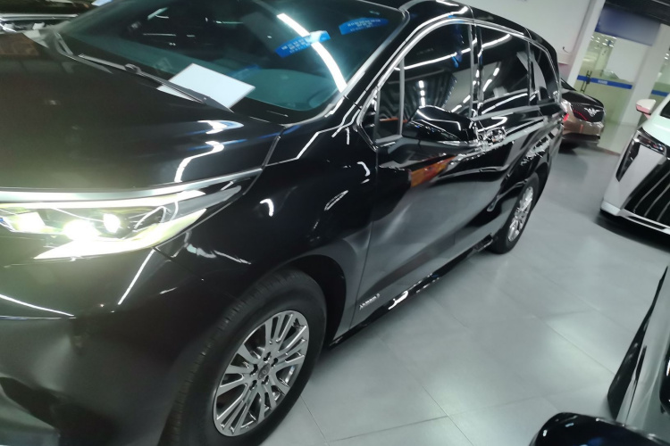 丰田 赛那SIENNA 2021款 2.5L混动 尊贵版车身外观6003