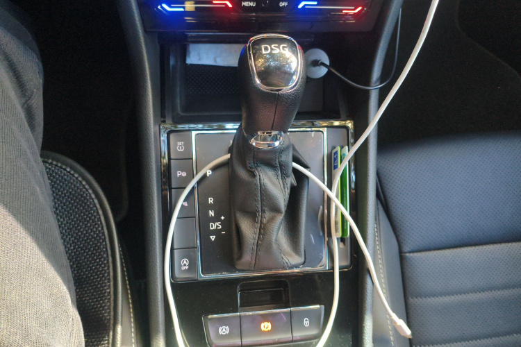 斯柯达 速派 2019款 改款 TSI330 DSG舒适版局部细节18