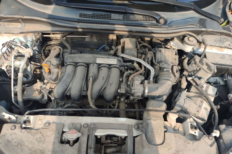 本田XR-V 2017款 1.5L LXi CVT经典版机舱底盘24