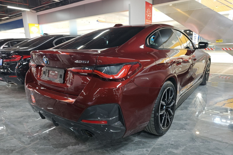 宝马4系 2022款 425i Gran Coupe M运动曜夜套装车身外观7