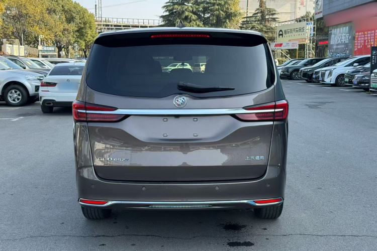 别克GL8 2022款 陆上公务舱 652T 豪华型车身外观6004