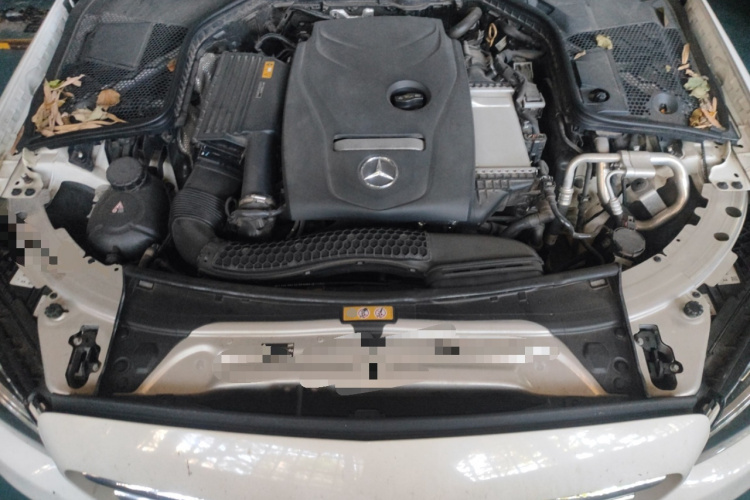 奔驰C级 2018款 C 200 L 运动版局部细节24