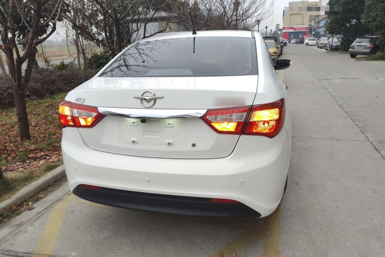 海马M3 2016款 1.5L 手动舒适型车身外观6004