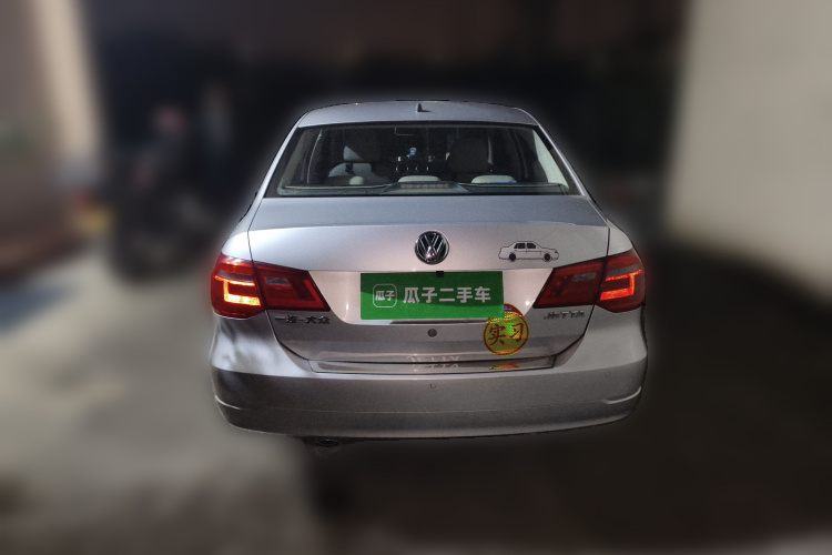 大众 捷达 2015款 1.6L 自动舒适型车身外观6