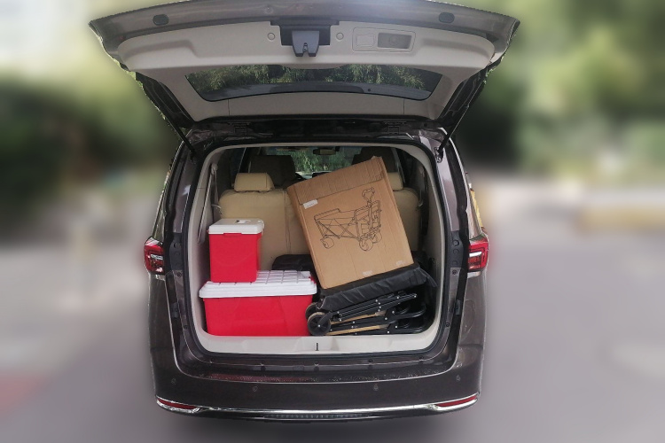 别克GL8 2023款 陆上公务舱 舒适型中控内饰23