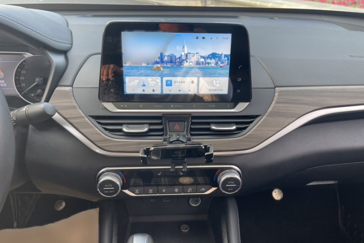 日产 天籁 2021款 2.0L XL Upper AD1 智行领航版中控内饰7002