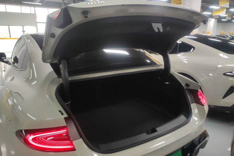 小米汽车 小米SU7 2024款 后驱长续航智驾版机舱底盘23