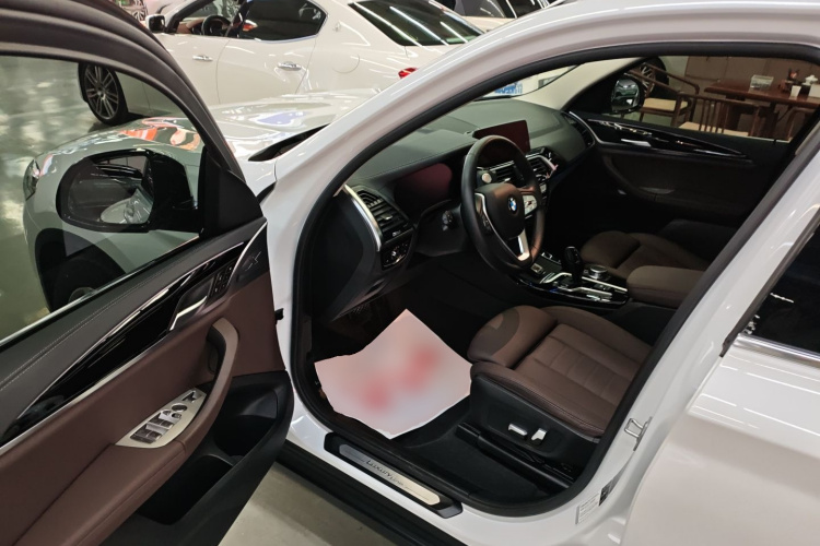 宝马X3 2021款 xDrive25i 豪华套装中控内饰20