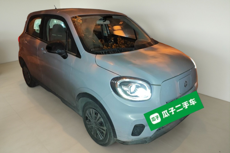 零跑汽车 零跑T03 2023款 200轻享版车身外观3