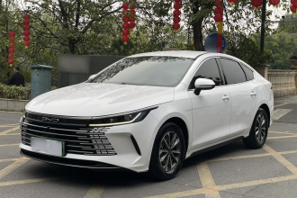 比亚迪 驱逐舰05 2024款 荣耀版 DM-i 55KM 豪华型