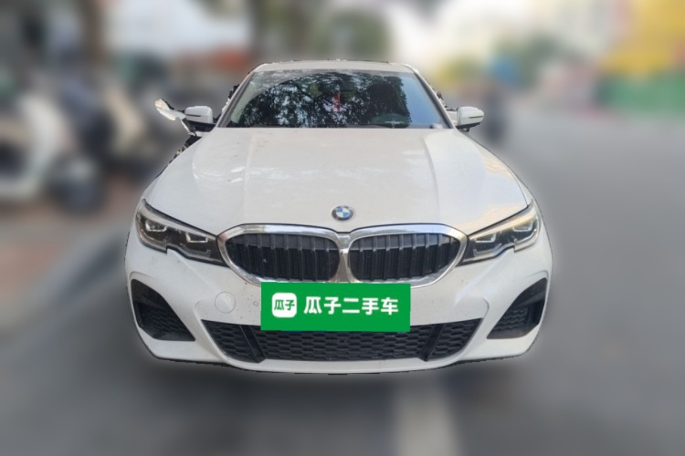 宝马3系 2021款 改款 320Li M运动套装车身外观2