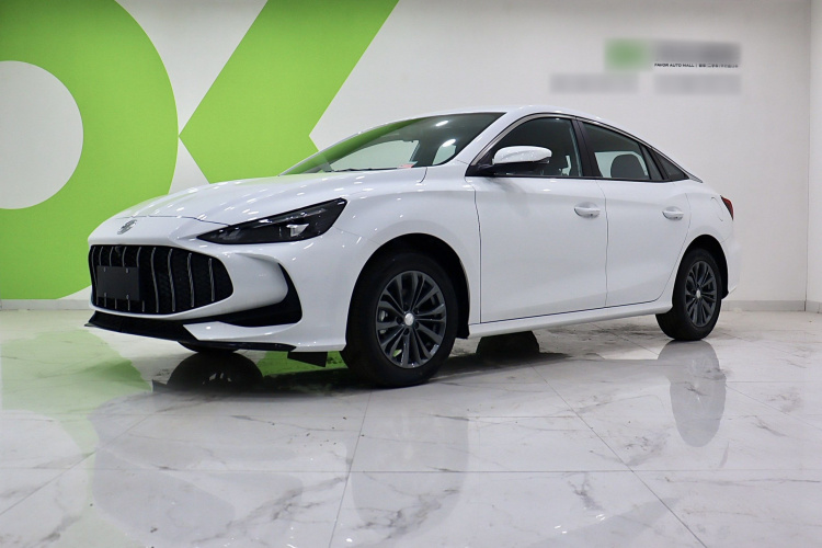 名爵 MG5 2025款 180DVVT 全球豪华版车身外观1