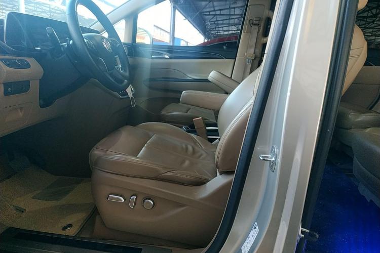 别克GL8 2021款 ES陆尊 653T 尊享型局部细节19