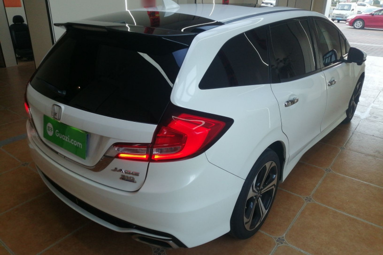 本田 杰德 2017款 210TURBO CVT豪华版 5座车身外观7