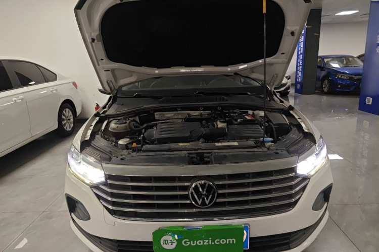 大众 朗逸 2023款 1.5L 自动得逸版机舱底盘24