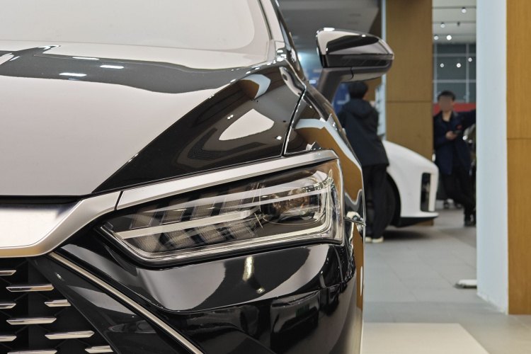 比亚迪 秦PLUS 2021款 DM-i 55KM 旗舰型局部细节36