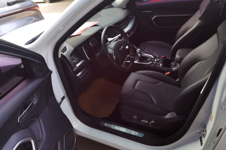 哈弗H6 2017款 红标 1.5T 自动两驱智尚型中控内饰7002