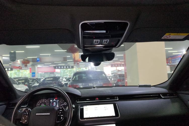 路虎 揽胜星脉 2020款 P250 R-DYNAMIC S中控内饰22