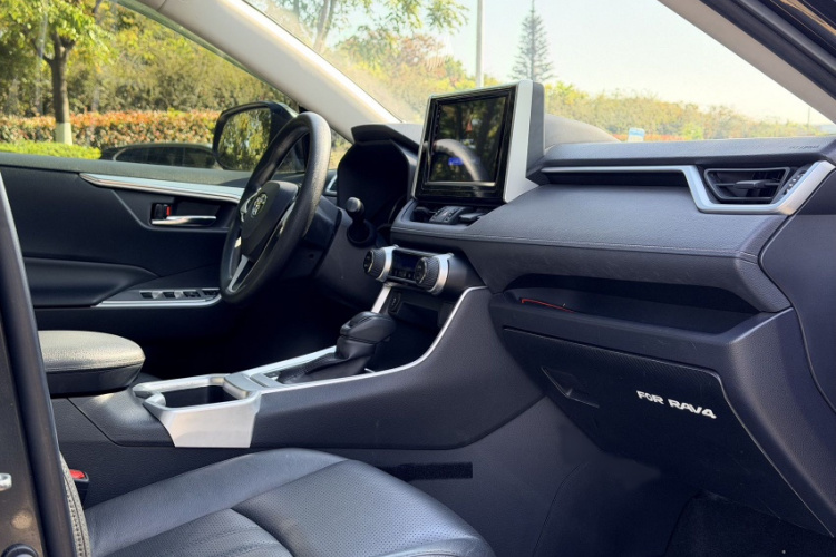 丰田 RAV4荣放 2020款 双擎  2.5L E-CVT两驱精英版中控内饰7006