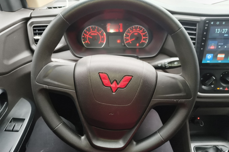 五菱汽车 五菱宏光V 2022款 1.5L劲取版电动助力LAR局部细节13