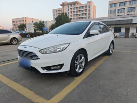 福特 福克斯 2018款 三厢经典 1.6L 自动舒适型智行版