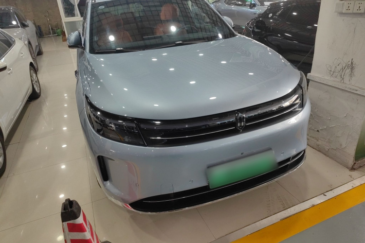 鸿蒙智行 问界M7 2024款 1.5T 智驾四驱Pro版 5座车身外观3