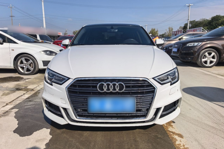 奥迪A3 2018款 30周年年型 Sportback 35 TFSI 时尚型车身外观6004