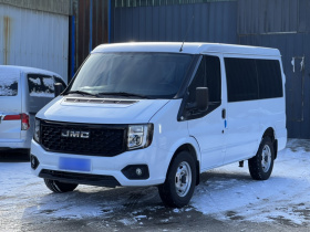 江铃福顺 2023款 2.0T 手动短轴低顶商运型多功能乘用车6座 双开尾门