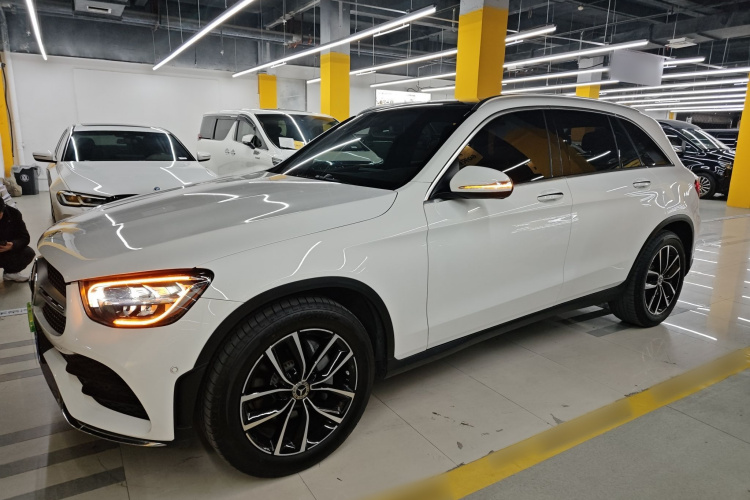 奔驰GLC 2020款 改款 GLC 260 L 4MATIC 豪华型车身外观4