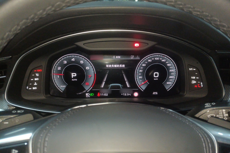 奥迪A6L 2025款 45 TFSI 臻选动感型局部细节14