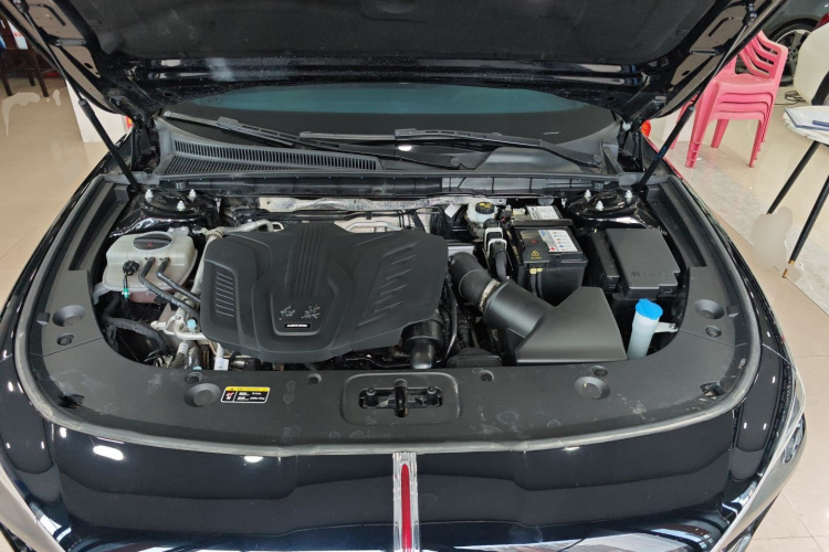 红旗H5 2024款 1.5T DCT智联旗韵版机舱底盘24